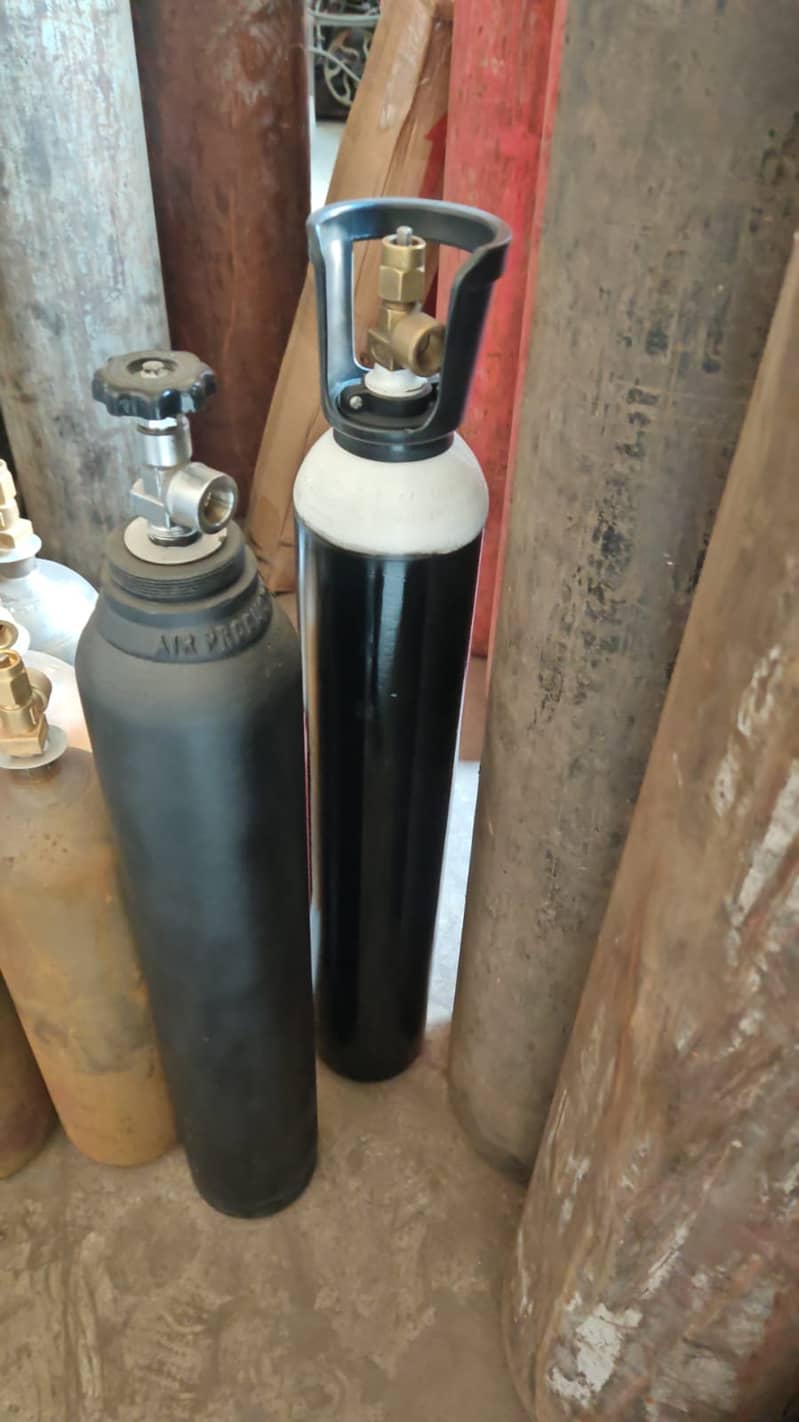 oxygen cylinder, oxygen machine, oxygen consentator, 7