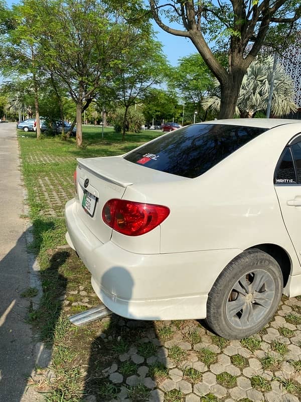 Lip spoiler Corolla 2005 1