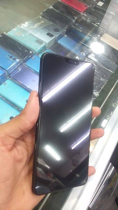 *Vivo Y85 4/ 64 condition 10 by 10 good price available 1