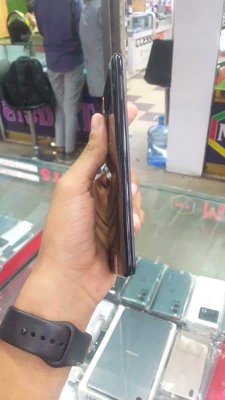 *Vivo Y85 4/ 64 condition 10 by 10 good price available 3