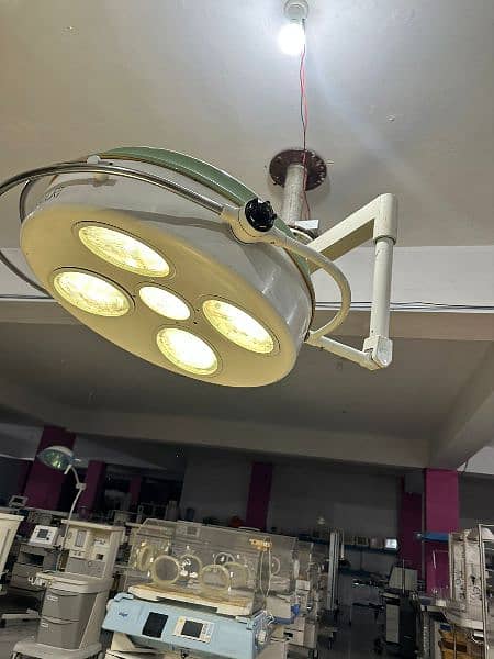 ot lights/ operation theater lights imported 6