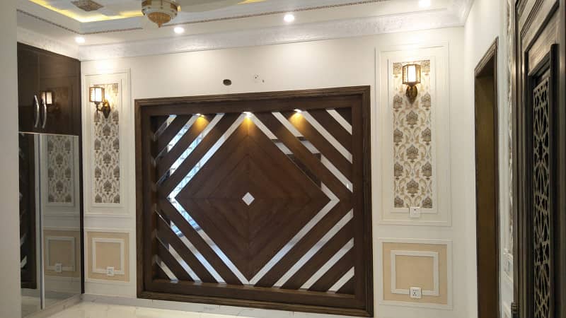 1 Kanal Brand New Modern Elevation Luxury House Available For Rent In Bahria Town Lahore. 9