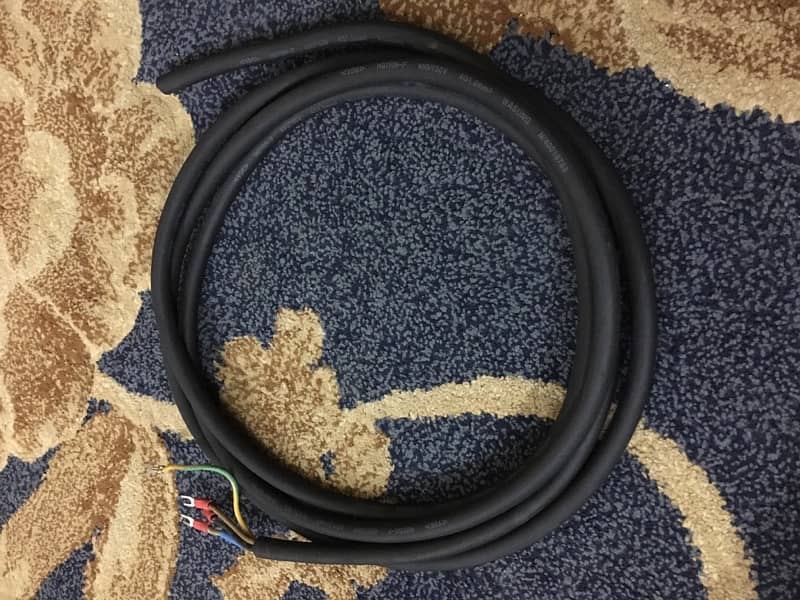 VDE 4Core 1mm 9Feet Pure Cooper Flexibale Cable For Sale 1