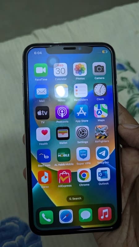 IPhone X 256 GB Non PTA Factory Unlocked 5