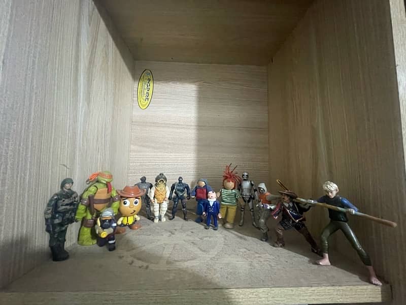 action figures 5