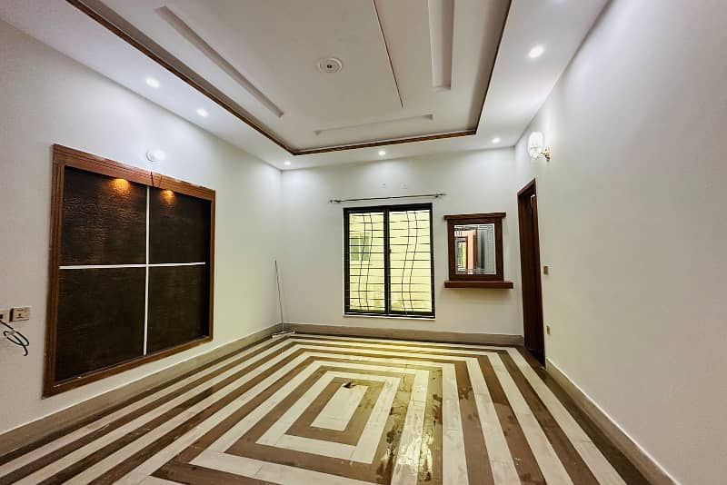 5 Marla Luxury Modern House Available For Sale In Paragon City Lahore 5