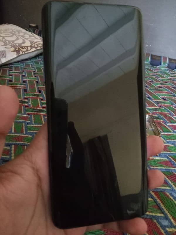 screen damage hai panel new dalega bilkul black hai panel 0