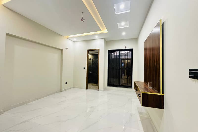 5 Marla Luxury Modern House Available For Sale In Paragon City Lahore 3