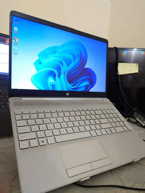 HP Laptop 15s-gu0xxx 5