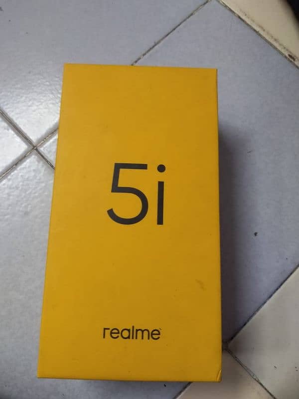 realme i5 4gb 64 gb 0