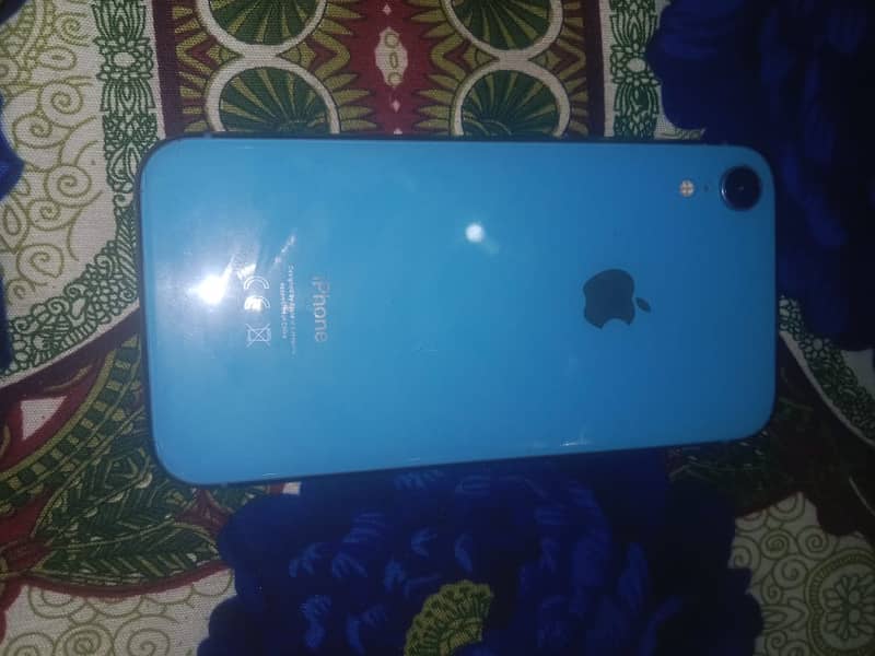 iPhone XR 0