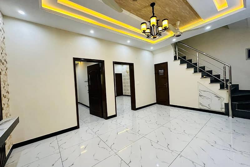 5 Marla Luxury Modern House Available For Sale In Paragon City Lahore 7