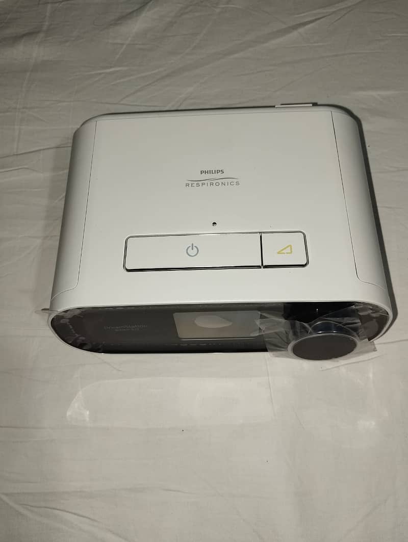 bipap and cpap machines / breathing device 3