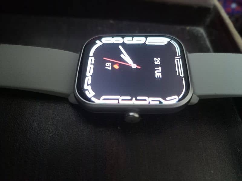 Colmi C61 Fitness Smartwatch 3