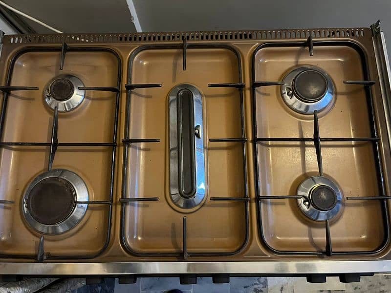 Techno gas Oven for sale in good condition 2