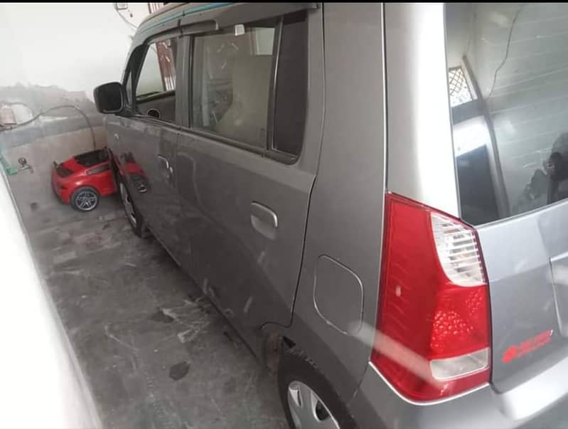 Suzuki Wagon R pakistan model 2017 available for sell 14