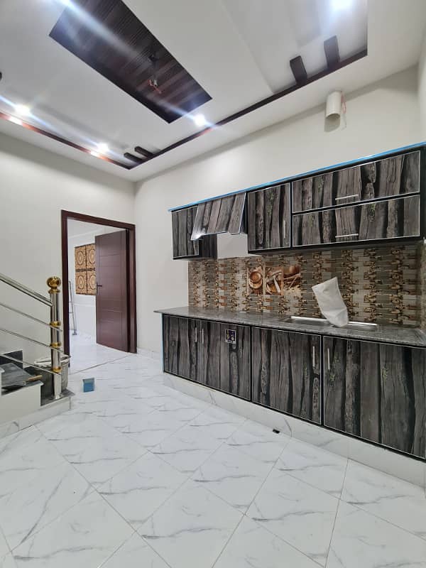 1.5 Marla Brand New House For Sale Nishtar Colony 4