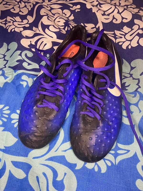 original football Nike shoes uk 4.5 us 5 0