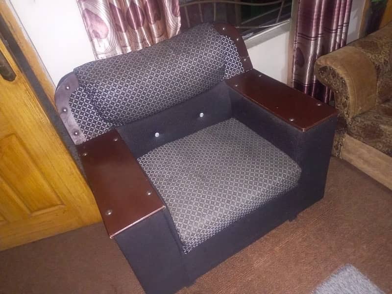 2 pair of sofa set for sale 3