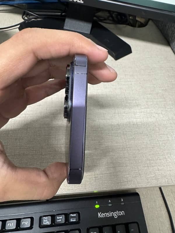 deep purple/256 gb/ non pta / bh 86%/ 10/10 condition. 1