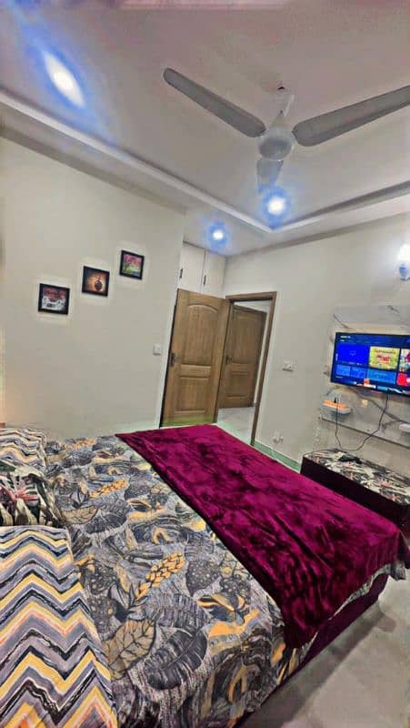 daily basis and short stay apartment available in E-11 1