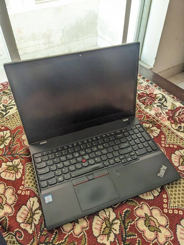 Thinkpad p52s 16/256gb 2gb graphics 2