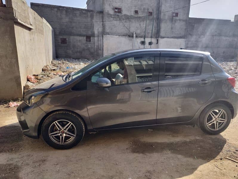 Toyota Vitz 2015 Registration in 2018 8