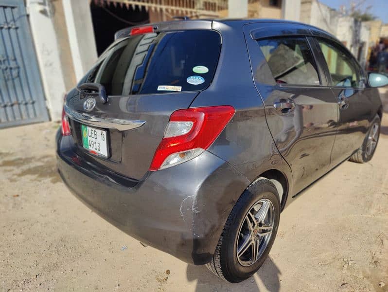 Toyota Vitz 2015 Registration in 2018 10