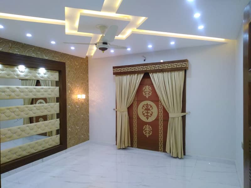 Like New 10 Marla Lower Portion For Rent In Oversease B Block Bahria Town Lahore 18