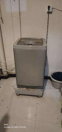 haier full automatic washing machine(minor fault)