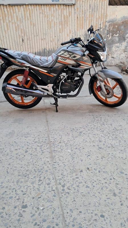 Honda Cb 150 F 2024 11