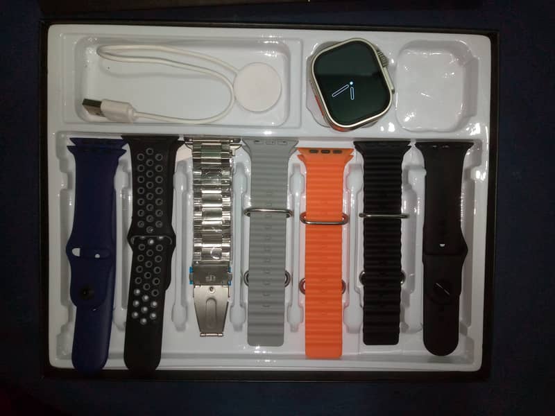 Ultra2 smart watch with 7 straps. 2