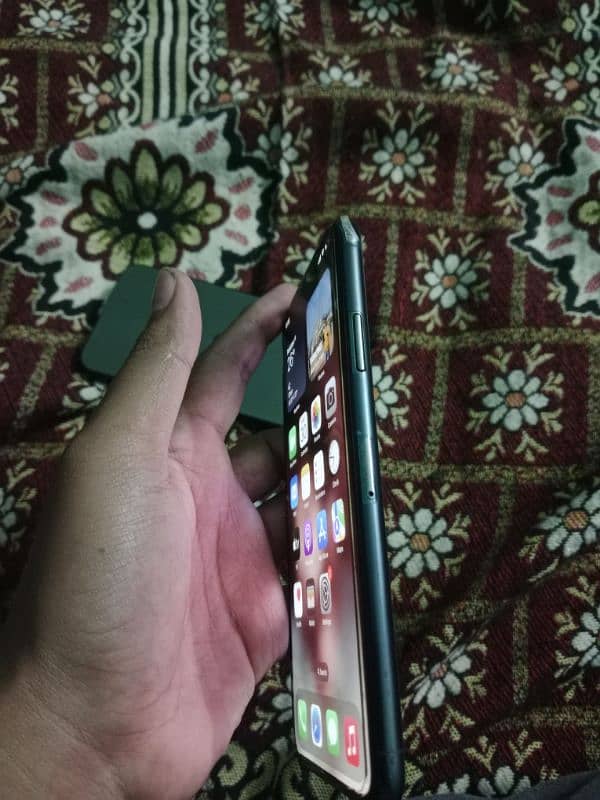 iphone 11pro max 3