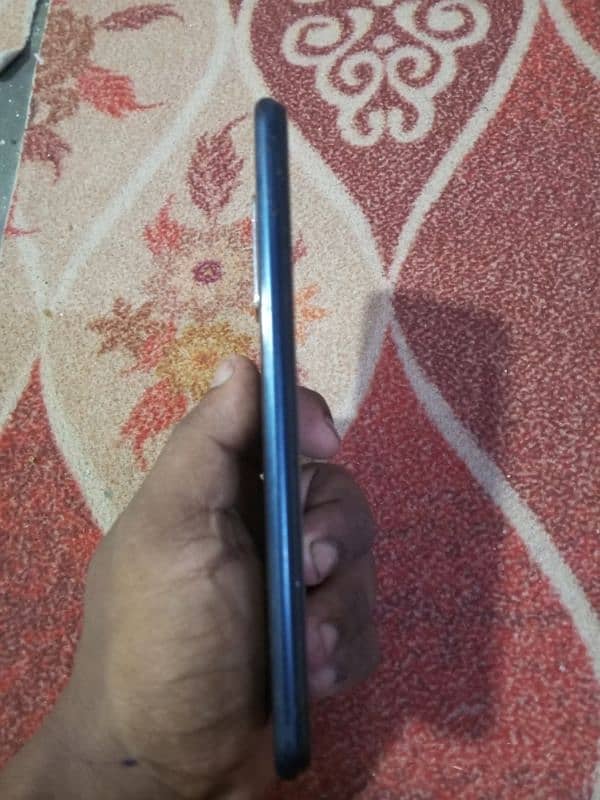 vivo y12 s 3