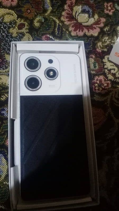 Tecno spark 10 pro 4