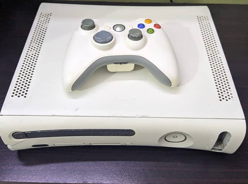 Xbox 360 urgent selling 0