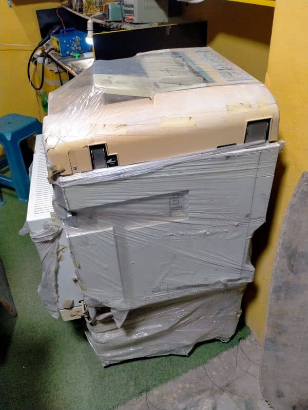 photocopy machine (03122261938/ 0