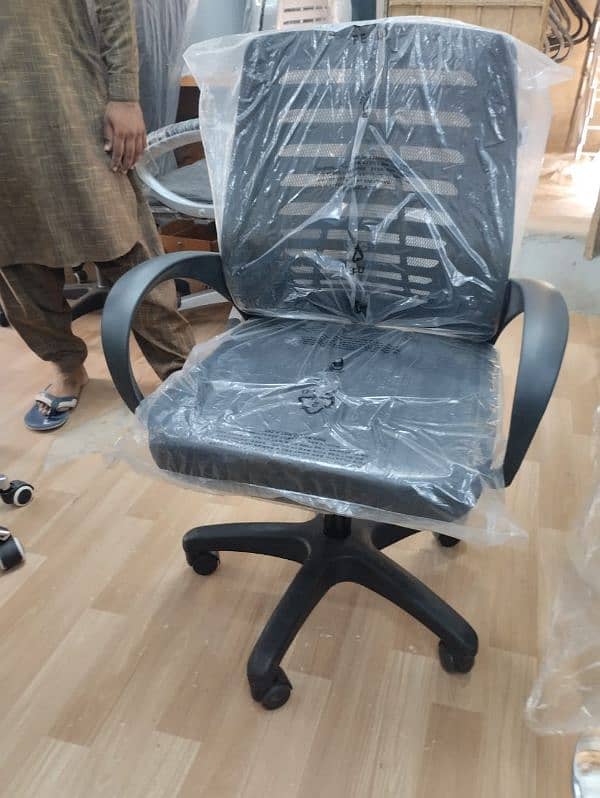 chair / office chair / boss chair / executive chair / gaming chair 15