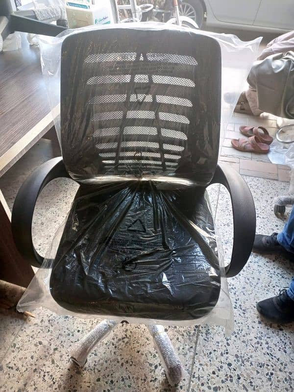 chair / office chair / boss chair / executive chair / gaming chair 16