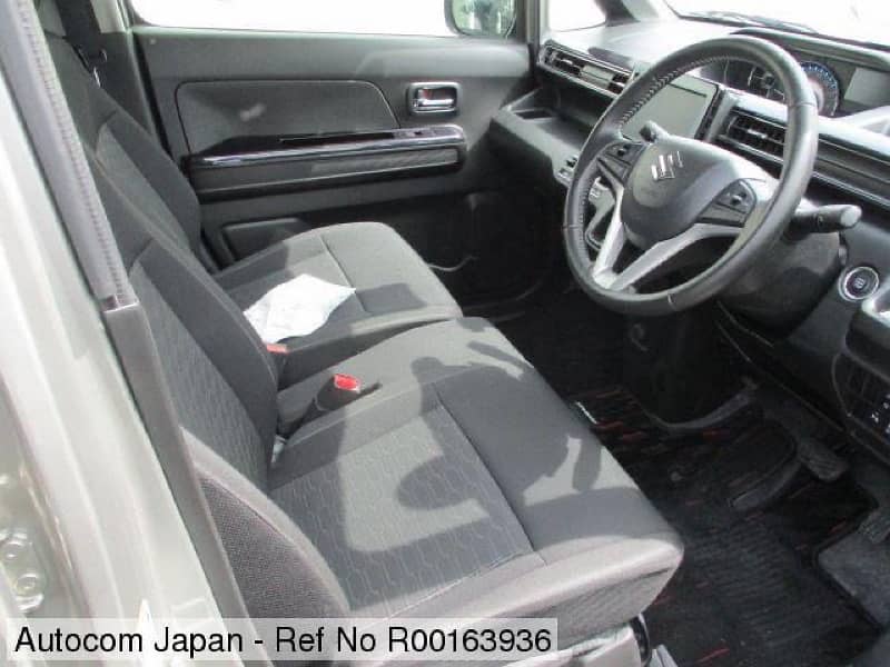 Suzuki Wagon R Stingray T 2020 8