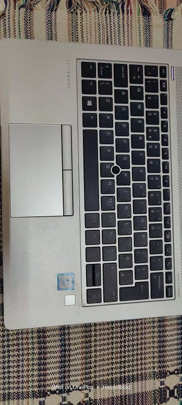 HP Elitebook 830 G5 1