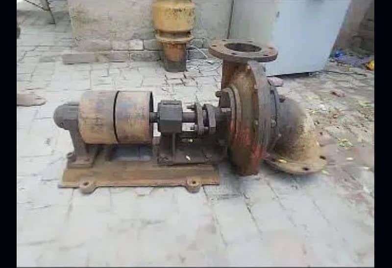 nayab peter engine. 25hp. tubewell saman. 11