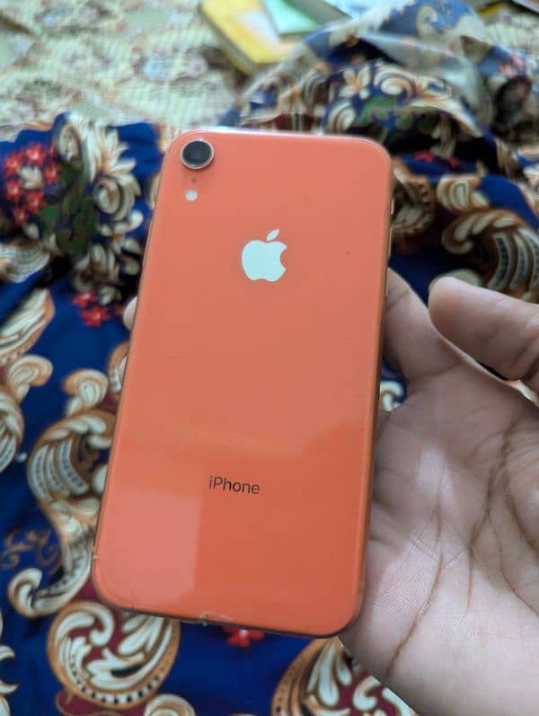 iPhone XR - Non Pta Factory unlock- battery 80% - No open 3