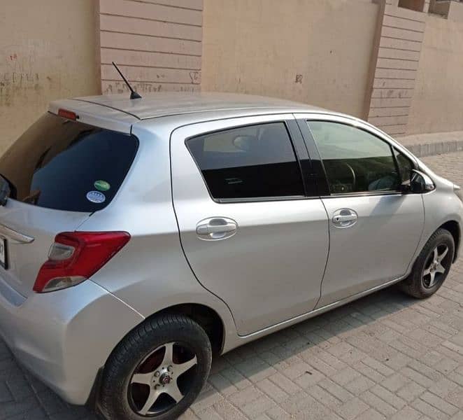 Toyota Vitz 2014 1