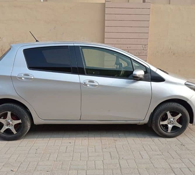 Toyota Vitz 2014 2