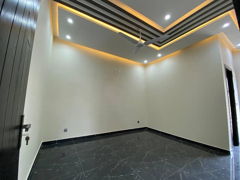 10 Marla Brand New Designer Full House Available For Rent Bahria town phase 8 Rawalpindi 6