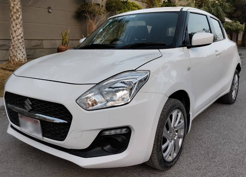 Suzuki Swift GL CVT 2022 2