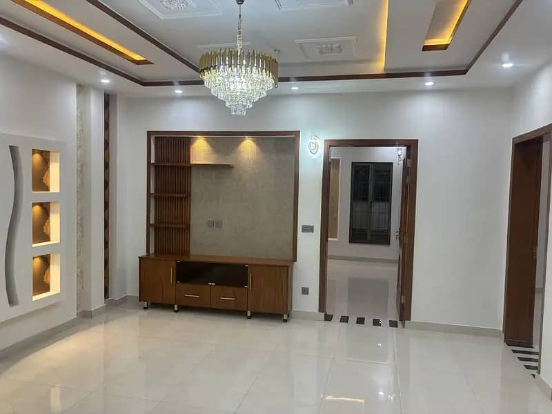 Stunning 10 Marla House For Sale In Citi Housing Scheme, Jhelum 1