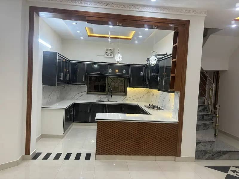 Stunning 10 Marla House For Sale In Citi Housing Scheme, Jhelum 13