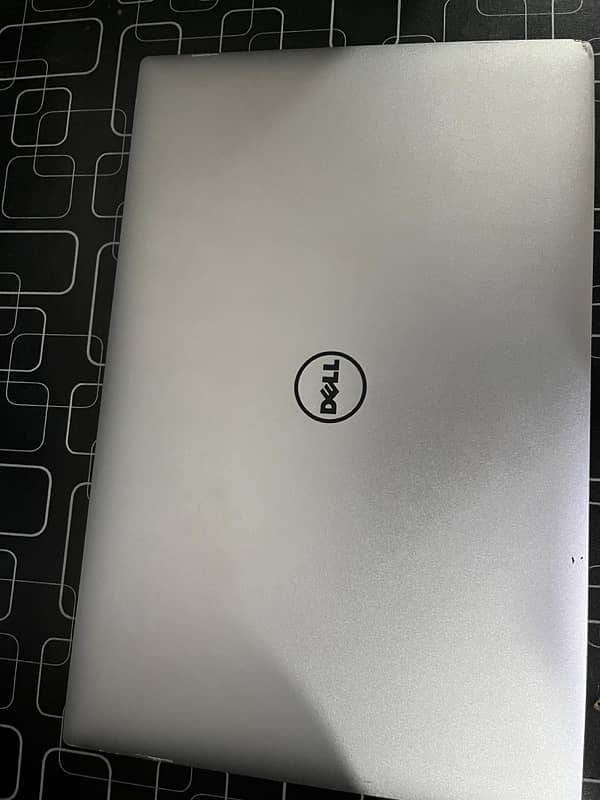 Dell Precision 5520 Laptop i7 (7th gen) with Graphics Card 2